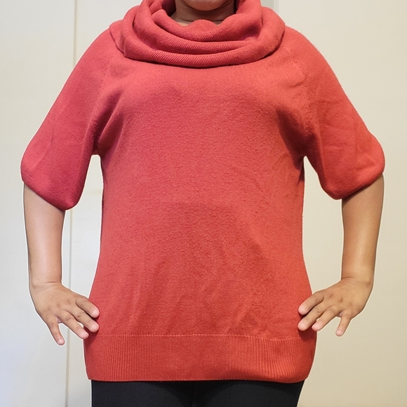 Lady In Red - Picture 1 of 7